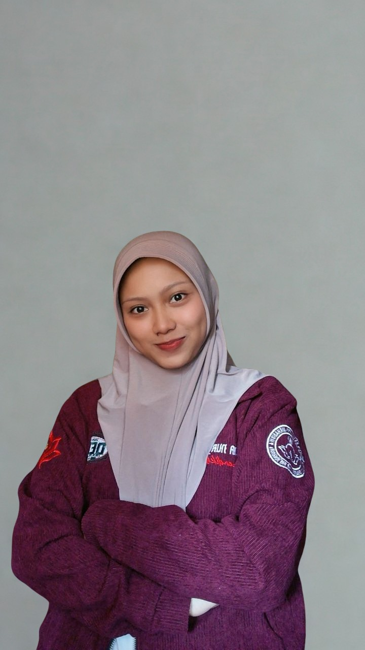 Foto Ustadzah Salma Nuryafi